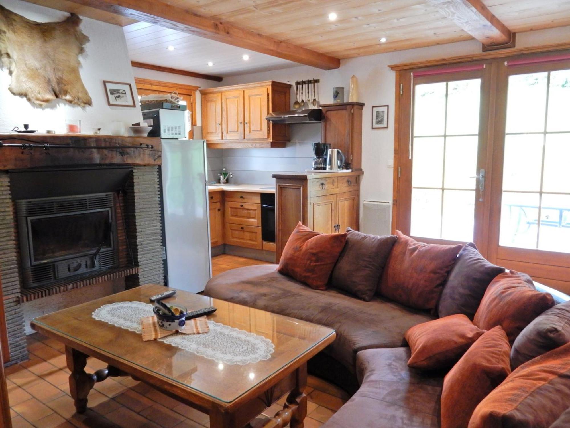 Charming Chalet In Ventron With Terrace Exterior photo